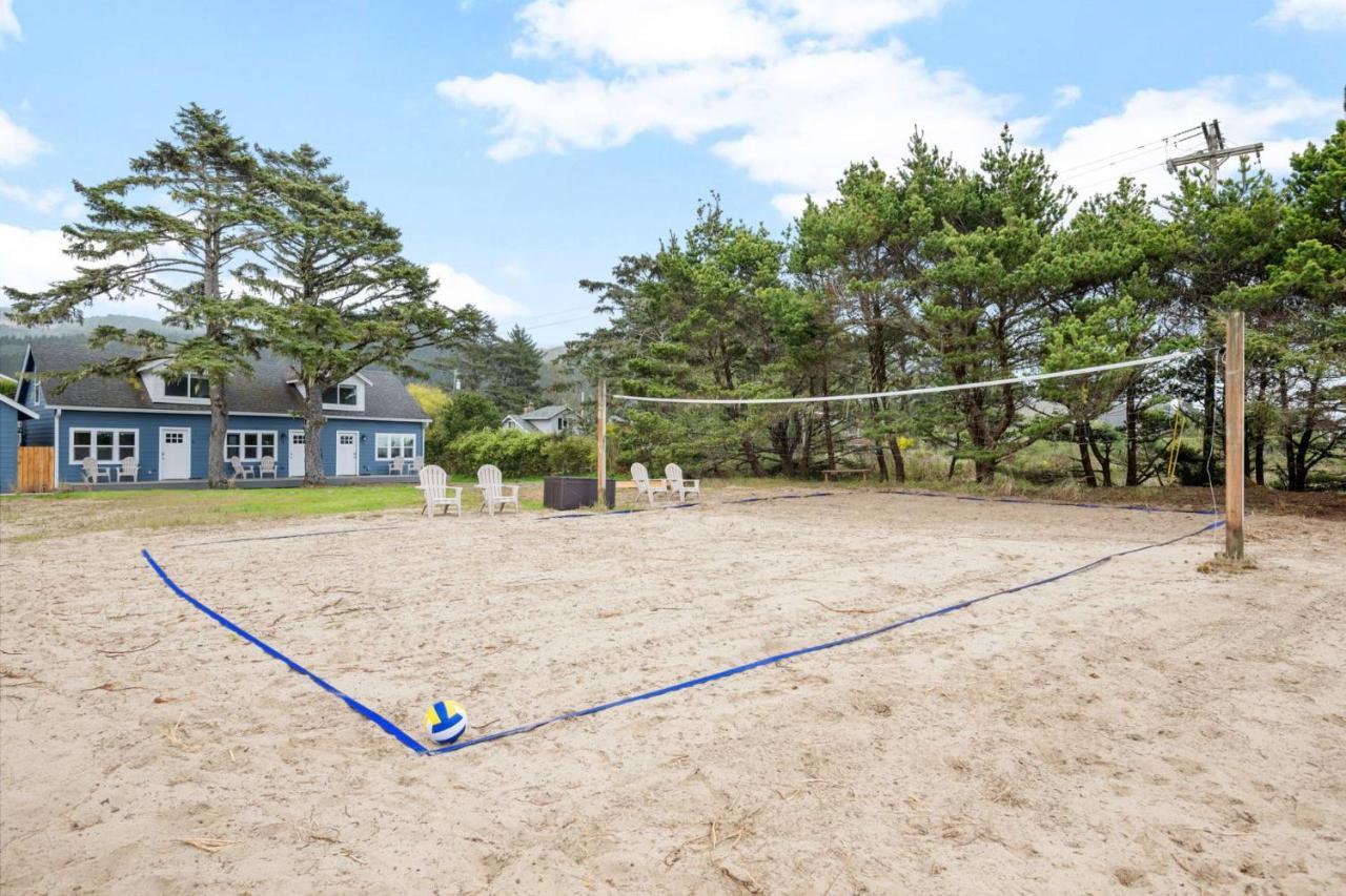 Ocean Rogue Inn Unit 12 ร็อคอเวย์บีช ภายนอก รูปภาพ